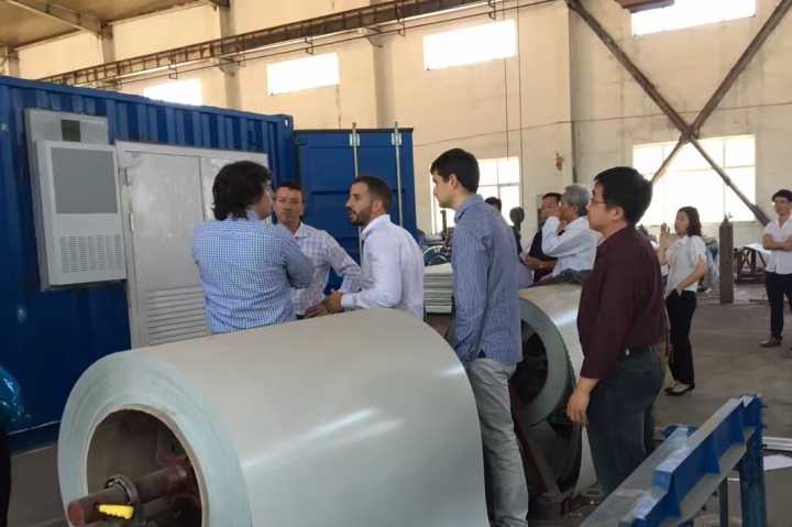 研翔为欧盟支援非洲光伏项目--配套储能机柜的供货